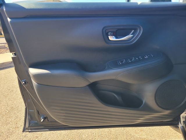 Used 2023 Honda HR-V LX image 18