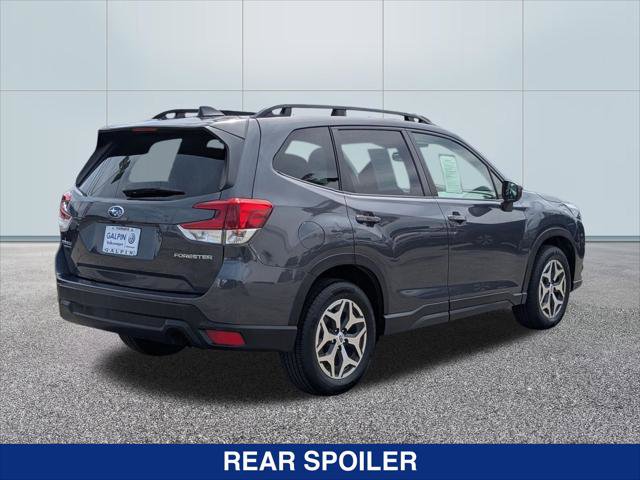 Used 2022 Subaru Forester Premium image 5