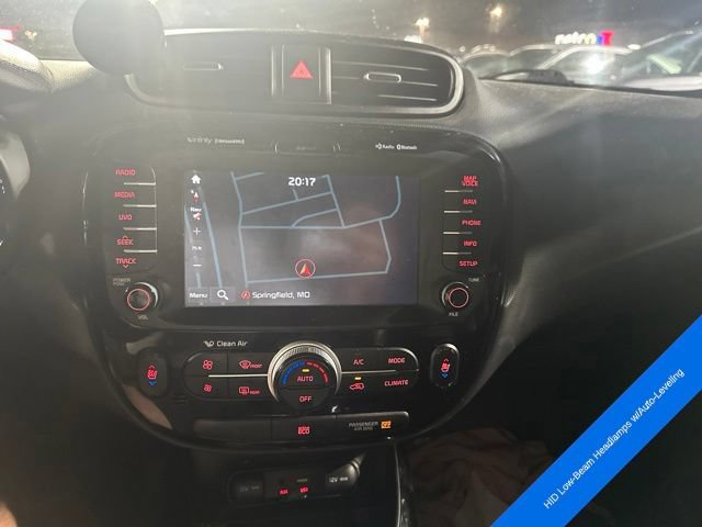 Used 2015 Kia Soul ! w/ Sun & Sound Package FWD image 13