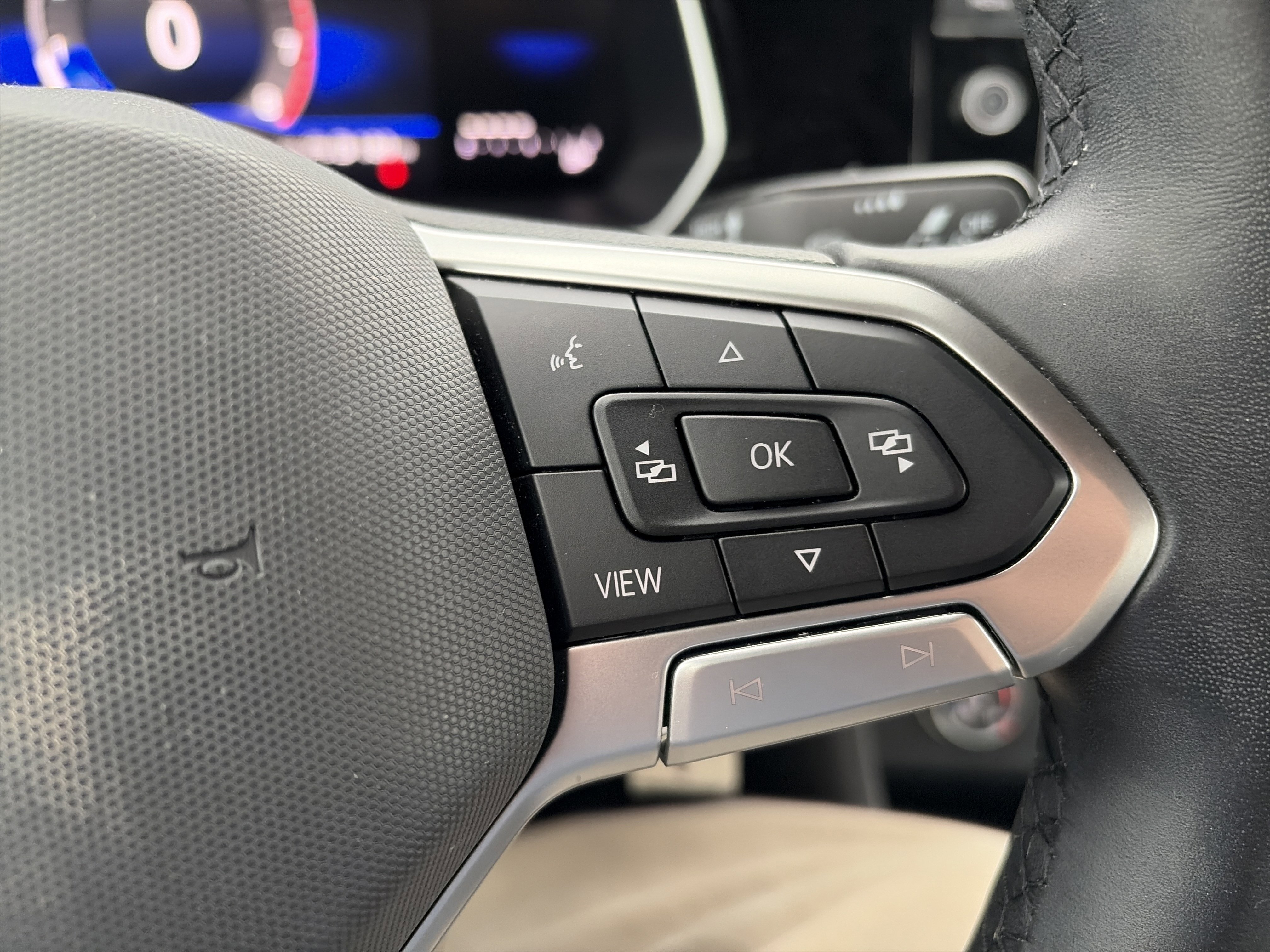 Used 2024 Volkswagen Jetta Sport image 23