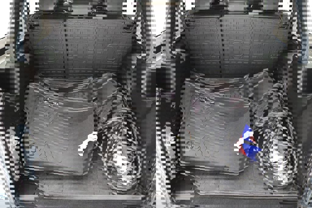 Used 2024 Jeep Wrangler Unlimited Rubicon 4xe image 33