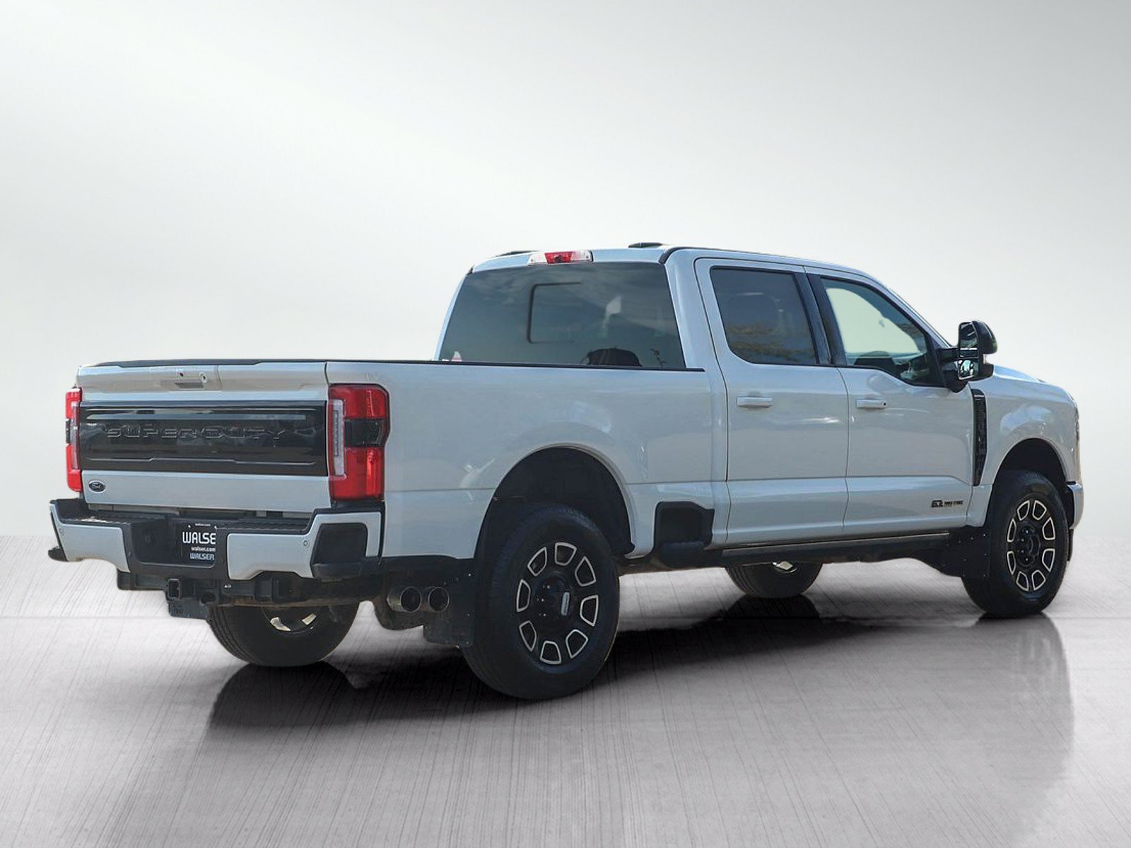 Used 2025 Ford F350 Platinum AWD/4WD image 5