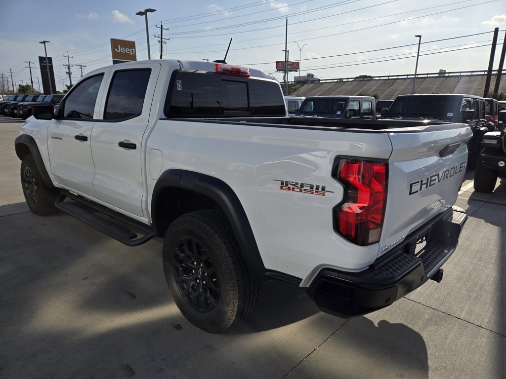 Used 2024 Chevrolet Colorado Trail Boss w/ Technology Package image 5