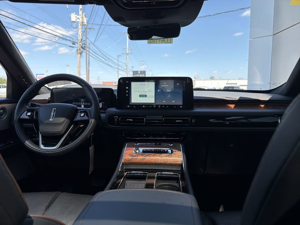 New 2026 Lincoln Aviator Black Label image 10