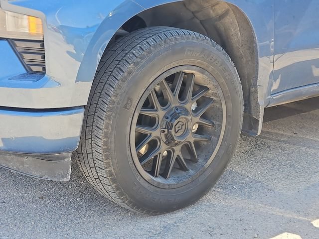 Used 2024 Chevrolet Silverado 1500 Custom RWD image 4