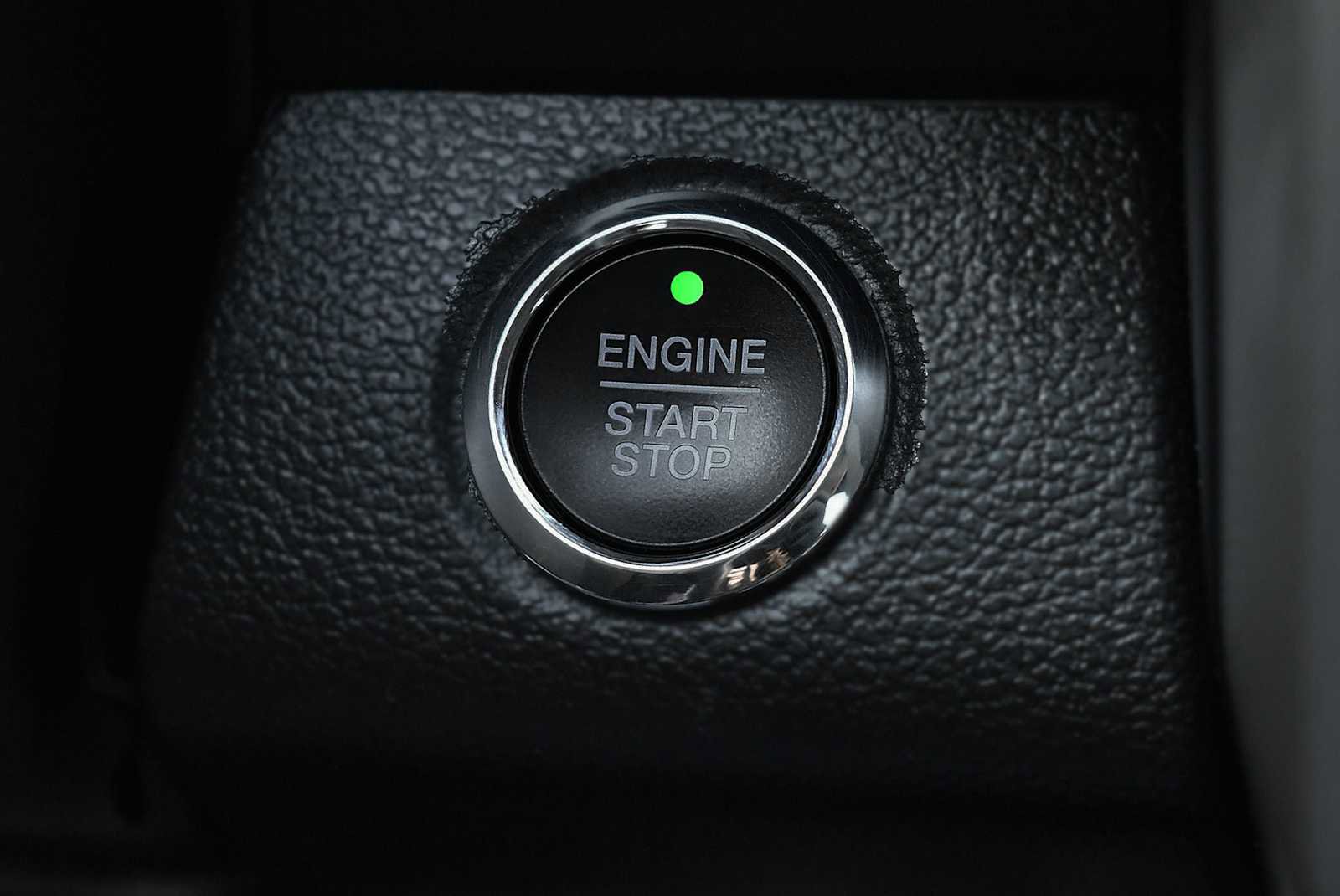 Used 2017 Ford F150 Lariat w/ Equipment Group 502A Luxury image 17