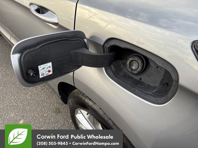 Used 2022 Ford Edge Titanium AWD/4WD image 10