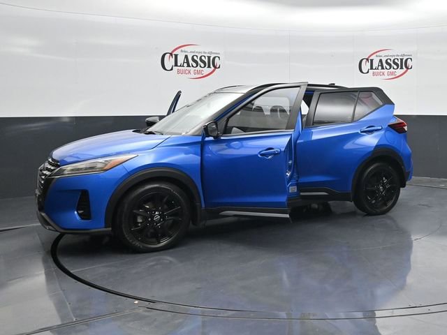 Used 2024 Nissan Kicks SR w/ SR Premium Package image 35