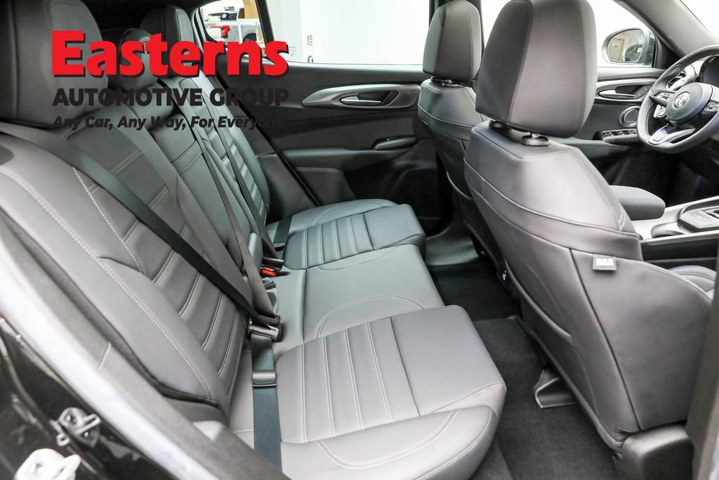 Used 2024 Alfa Romeo Tonale Veloce image 23