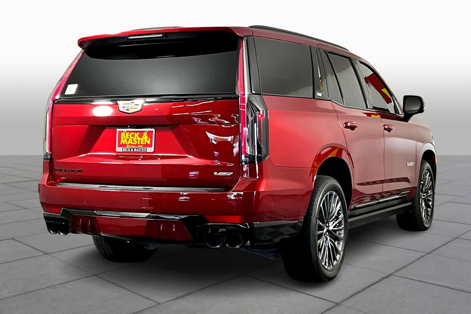 Used 2023 Cadillac Escalade V w/ LPO, ONYX Package AWD/4WD image 13