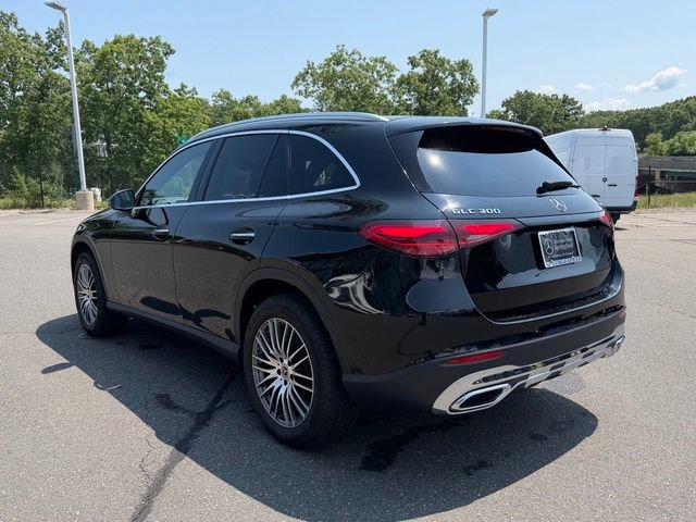 Certified 2024 Mercedes-Benz GLC 300 4MATIC image 5