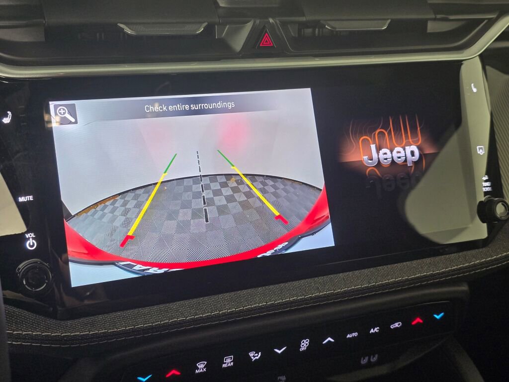 New 2026 Jeep Cherokee Laredo image 28