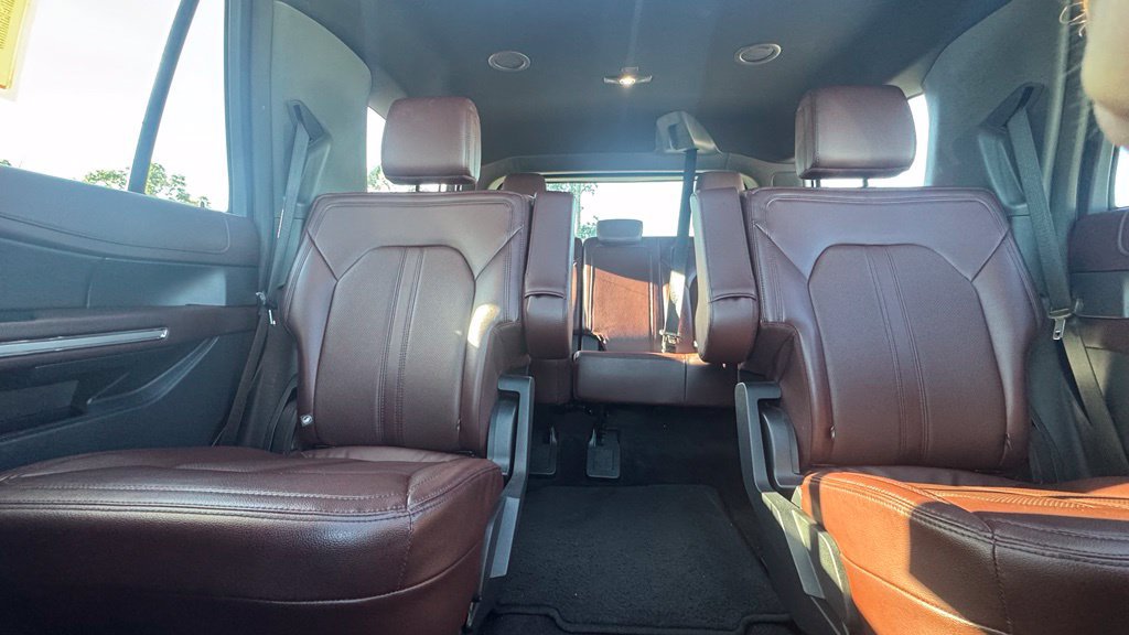 Used 2022 Ford Expedition Limited AWD/4WD image 32