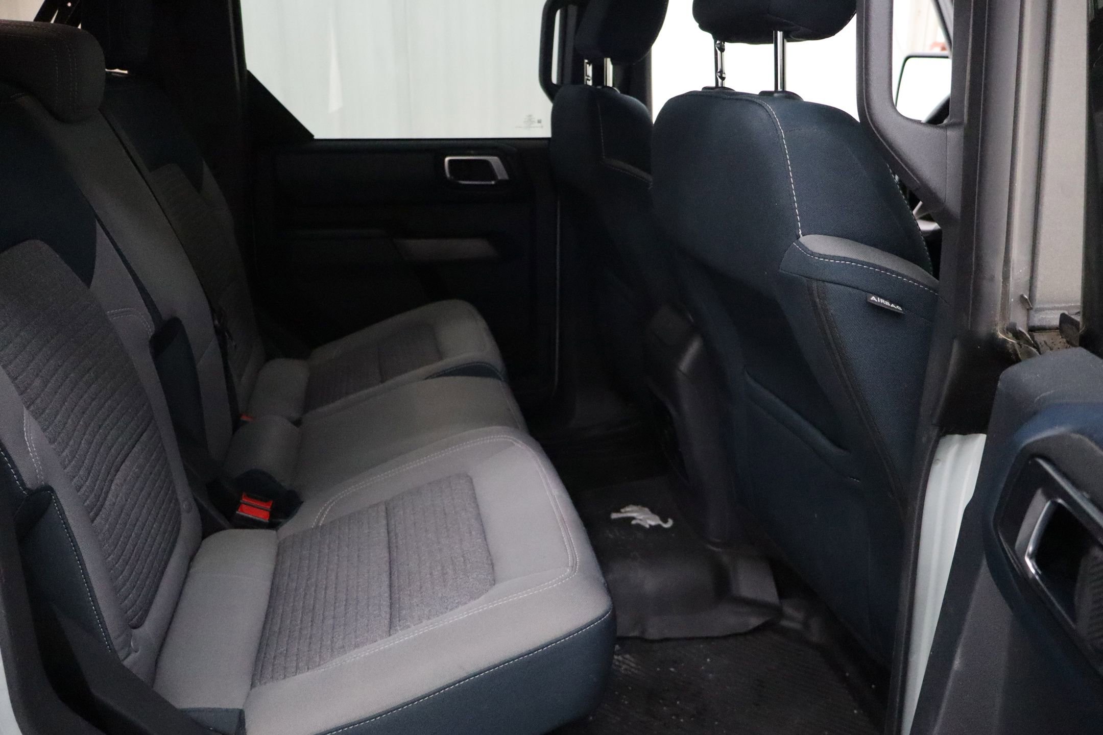 Used 2021 Ford Bronco Outer Banks w/ Sasquatch Package image 29