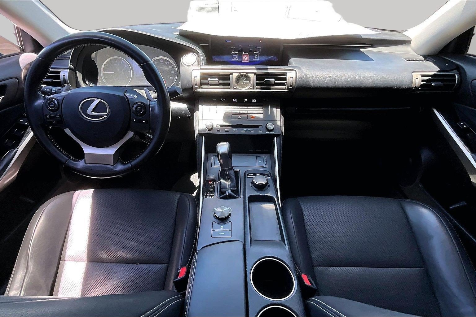Used 2016 Lexus IS 300 AWD image 14