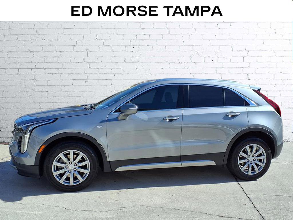 Certified 2023 Cadillac XT4 Premium Luxury image 2