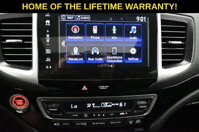 Used 2017 Honda Pilot Touring image 22