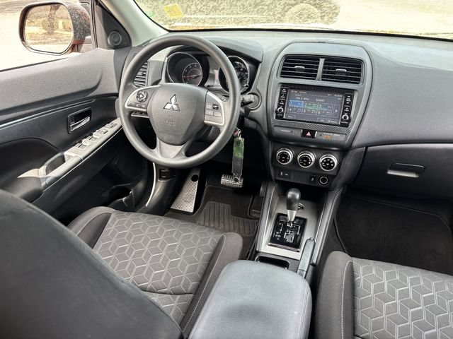 Used 2020 Mitsubishi Outlander Sport ES AWD/4WD image 14