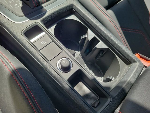 Certified 2025 Audi Q3 2.0T Premium Plus w/ Premium Plus Package image 27