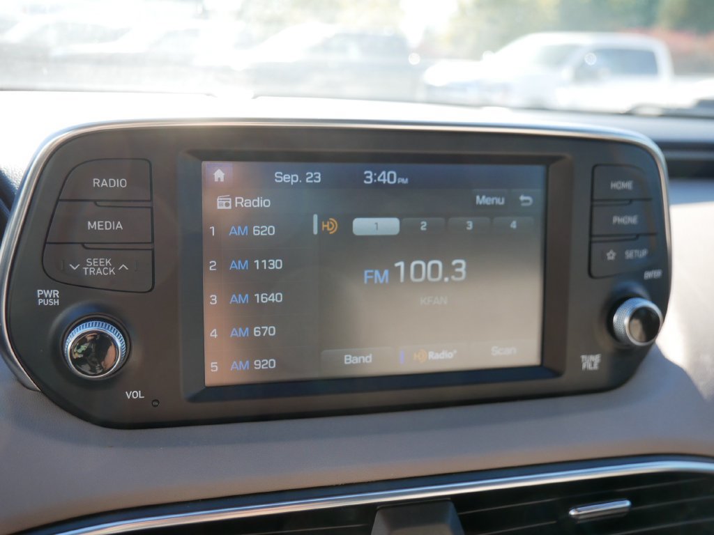 Used 2019 Hyundai Santa Fe Limited AWD/4WD image 22