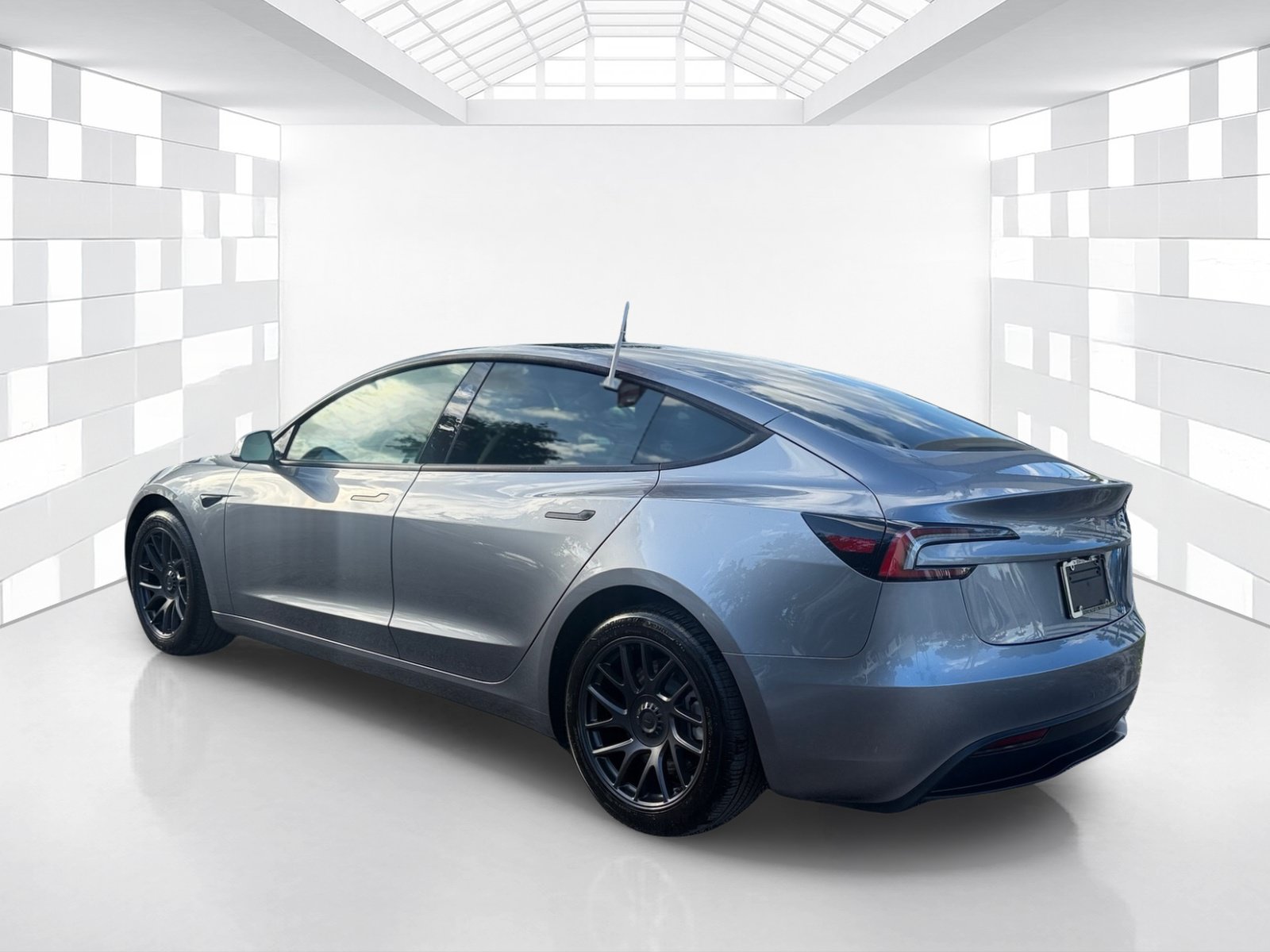 Used 2025 Tesla Model 3 Long Range RWD image 5