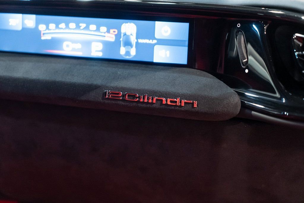Used 2025 Ferrari 12Cilindri image 37