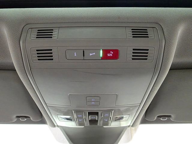 Certified 2023 Volkswagen Tiguan SE w/ Panoramic Sunroof Package image 22