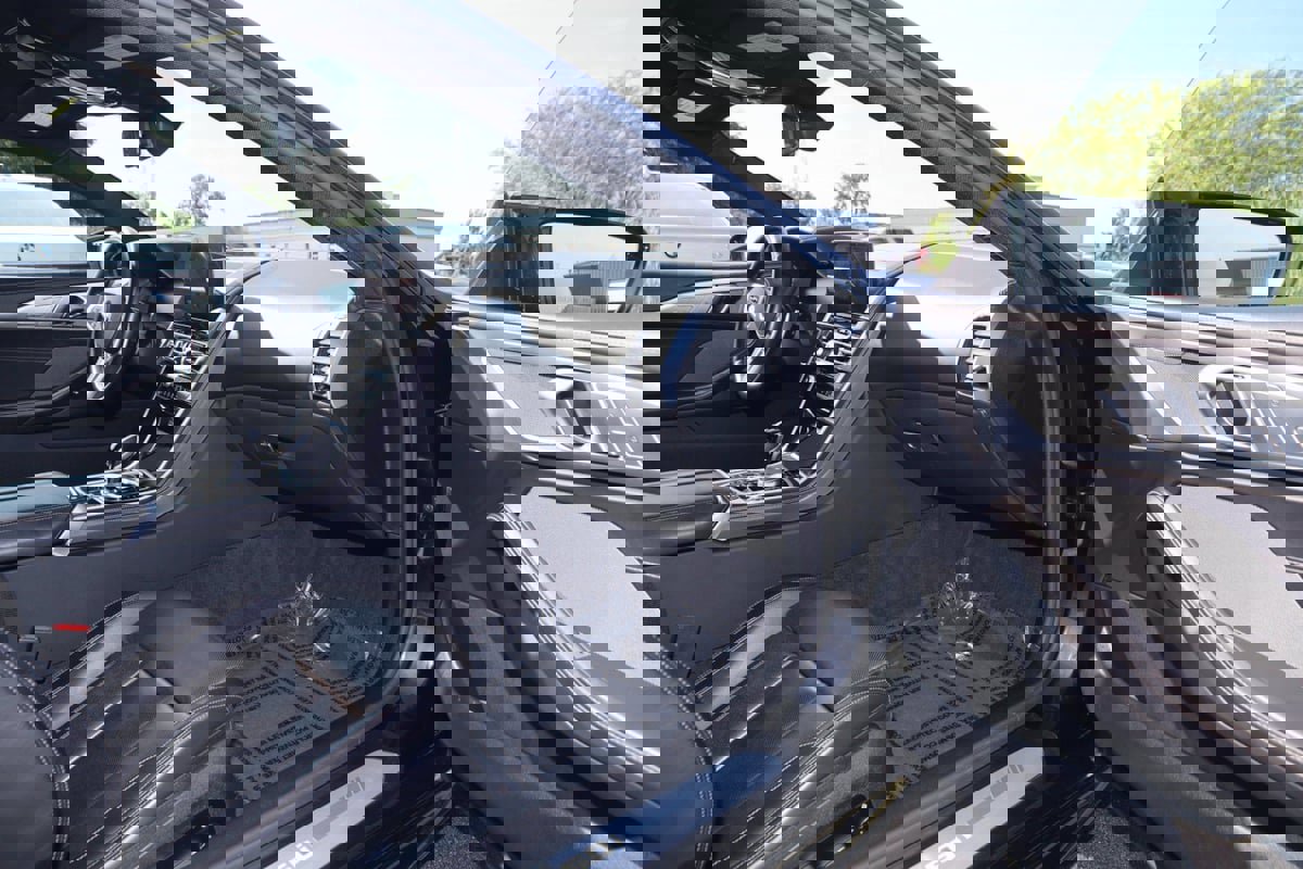 Used 2023 BMW M850i xDrive Coupe image 63