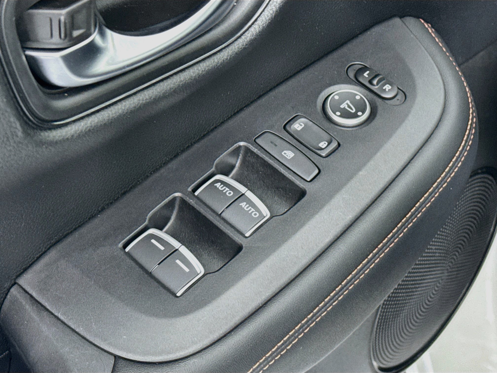 Certified 2023 Honda HR-V Sport image 17
