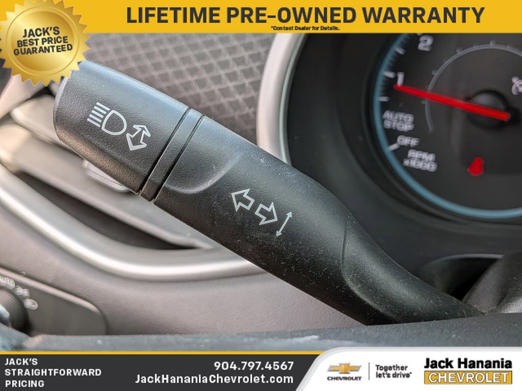 Used 2022 Chevrolet Malibu LS image 25