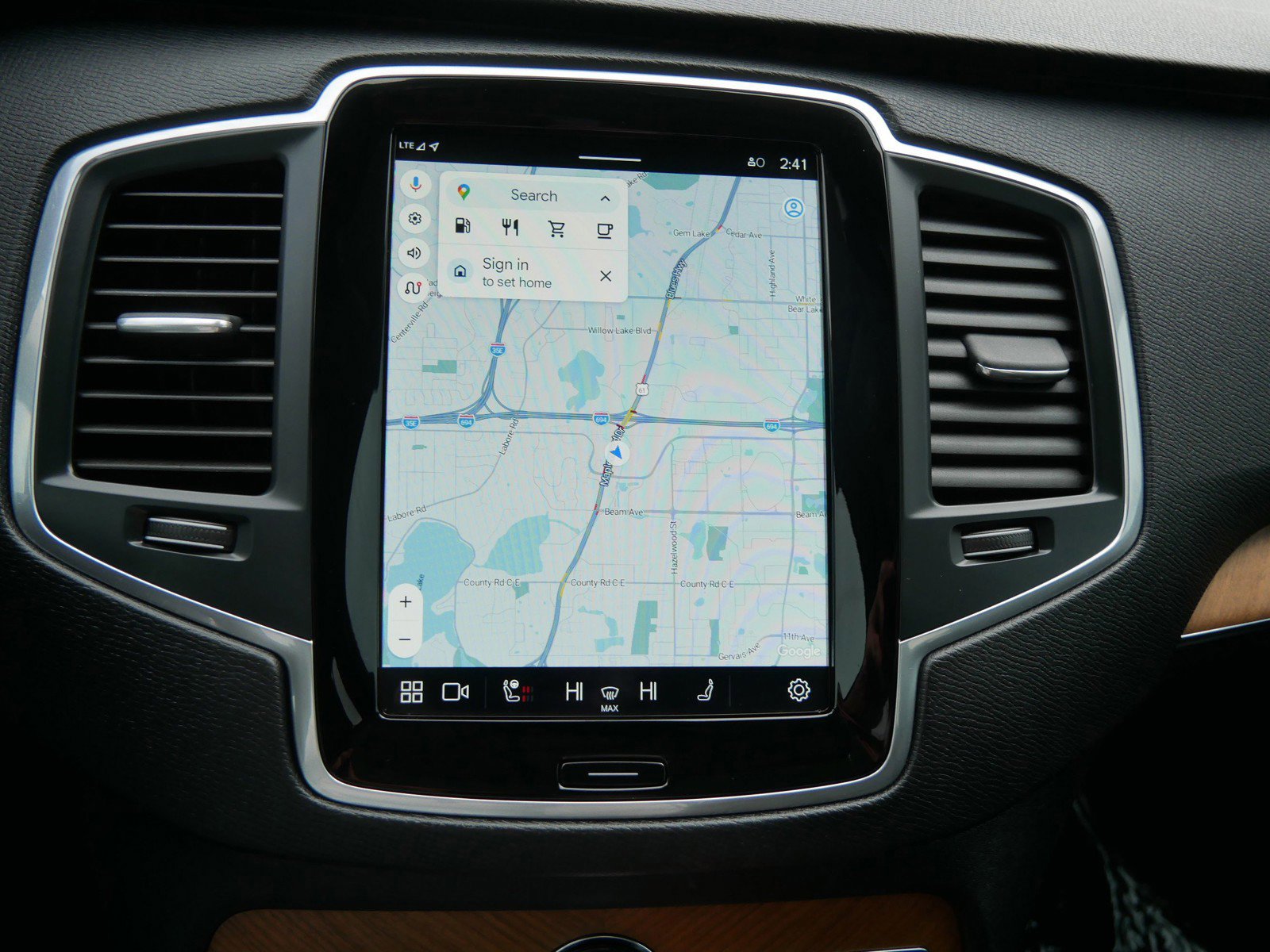 Certified 2024 Volvo XC90 B6 Core w/ Climate Package image 22