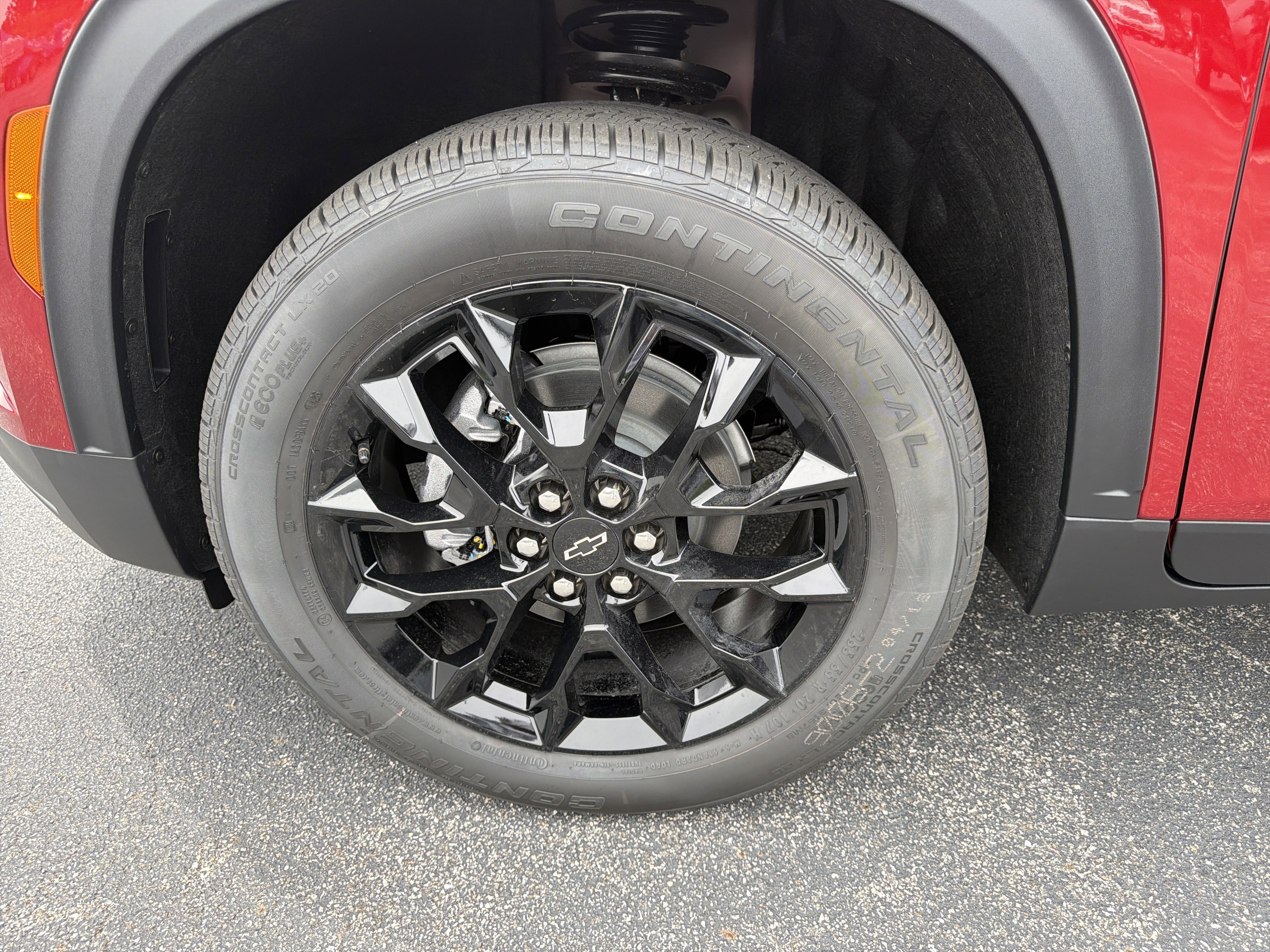 New 2026 Chevrolet Traverse LT w/ Midnight/Sport Edition FWD image 11