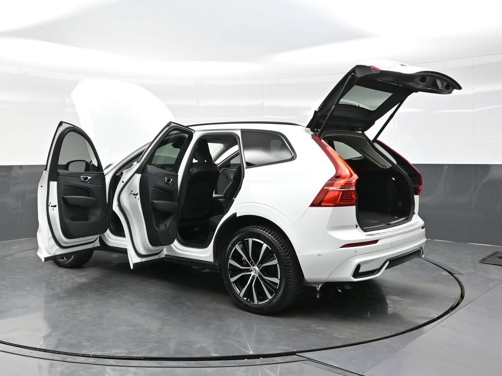 Used 2023 Volvo XC60 T8 Plus AWD/4WD image 45