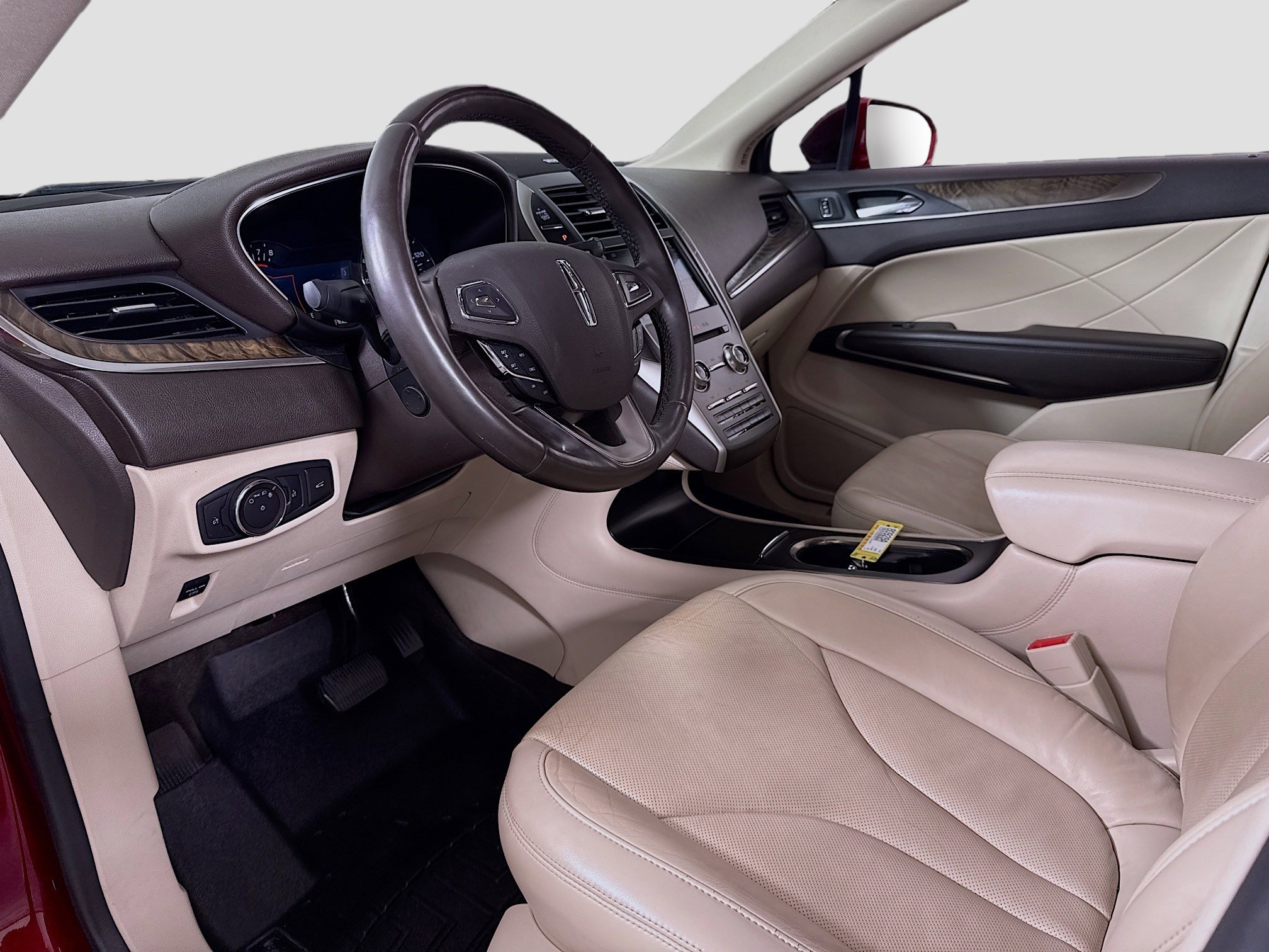 Used 2019 Lincoln MKC Reserve w/ MKC Climate Package FWD image 7