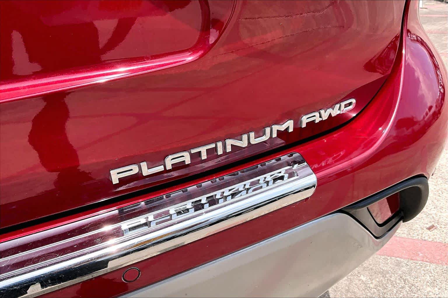 Used 2021 Toyota Highlander Platinum AWD/4WD image 10