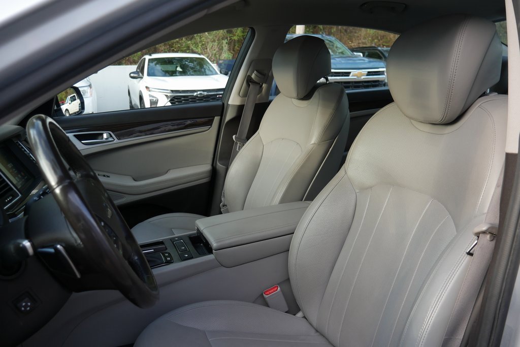 Used 2018 Genesis G80 3.8 image 9