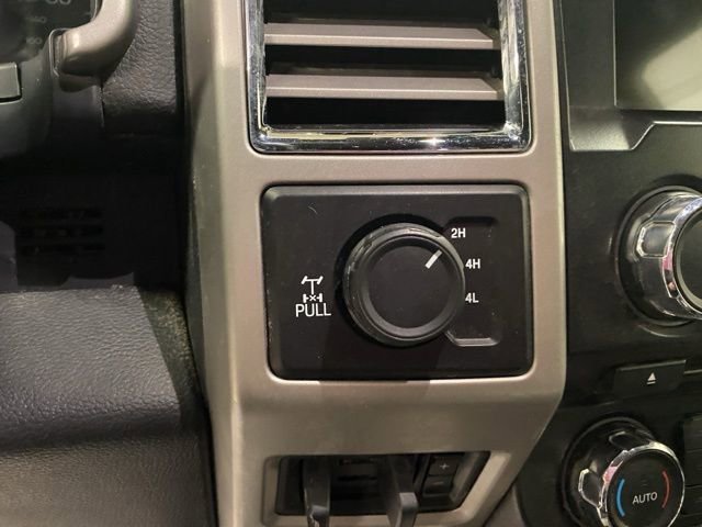 Used 2017 Ford F250 Lariat w/ Chrome Package AWD/4WD image 32