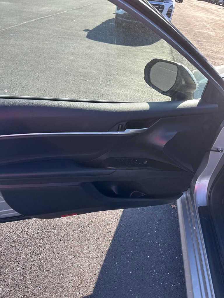 Used 2024 Toyota Camry LE image 19
