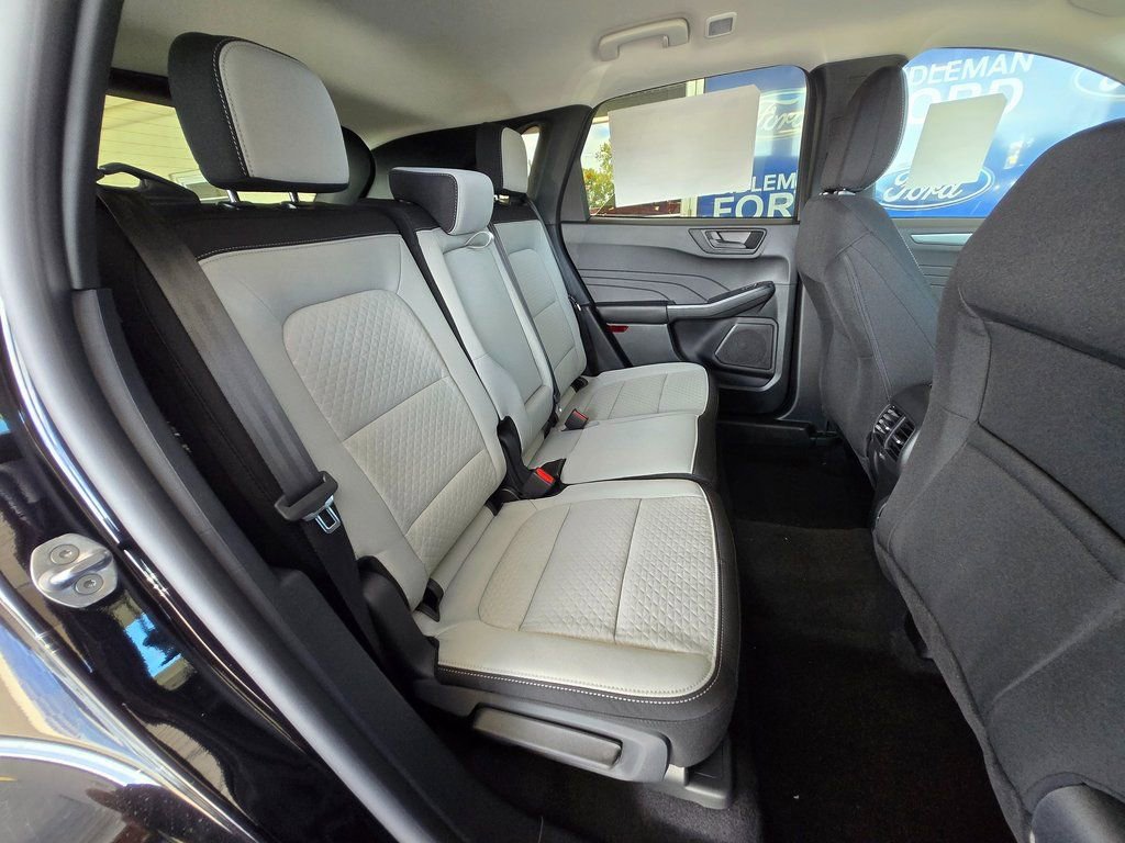 New 2025 Ford Escape Active image 23