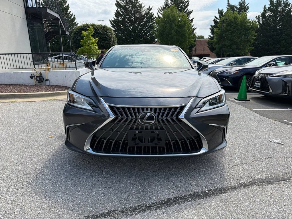 Used 2023 Lexus ES 350 w/ Premium Package FWD image 2