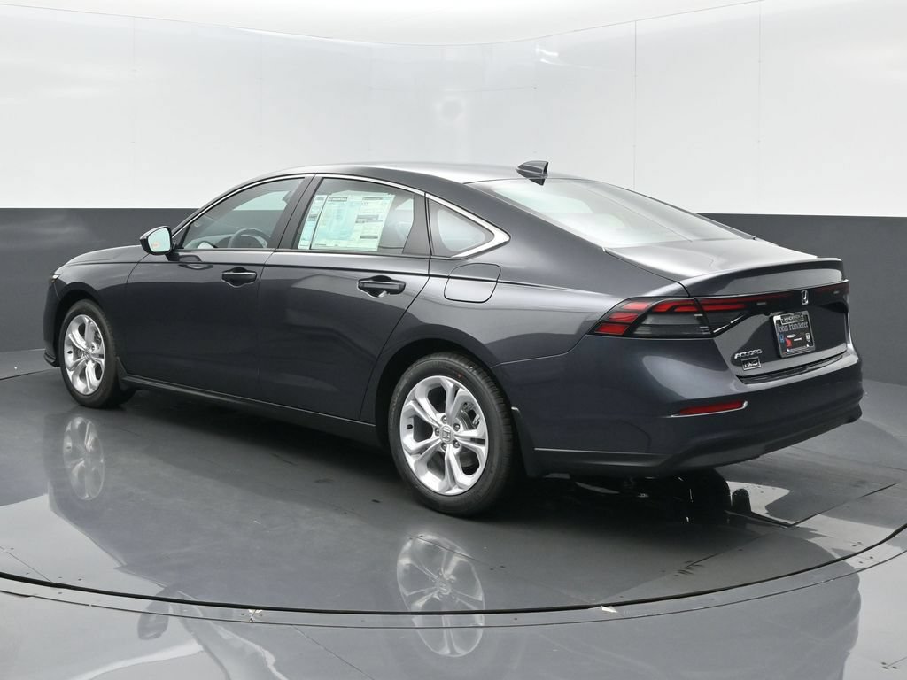 Used 2025 Honda Accord LX image 5