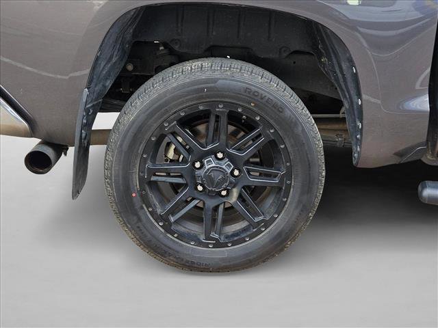 Used 2019 Toyota Tundra SR5 w/ SR5 Upgrade Package RWD image 18