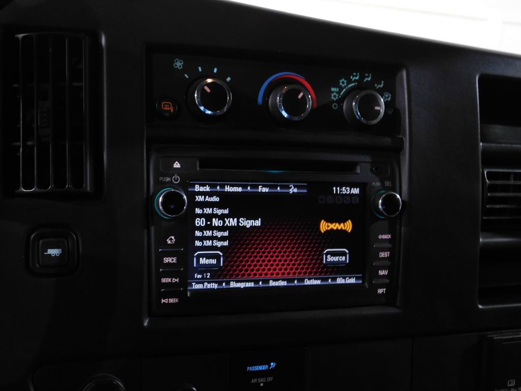 Used 2017 GMC Savana 2500 RWD image 54