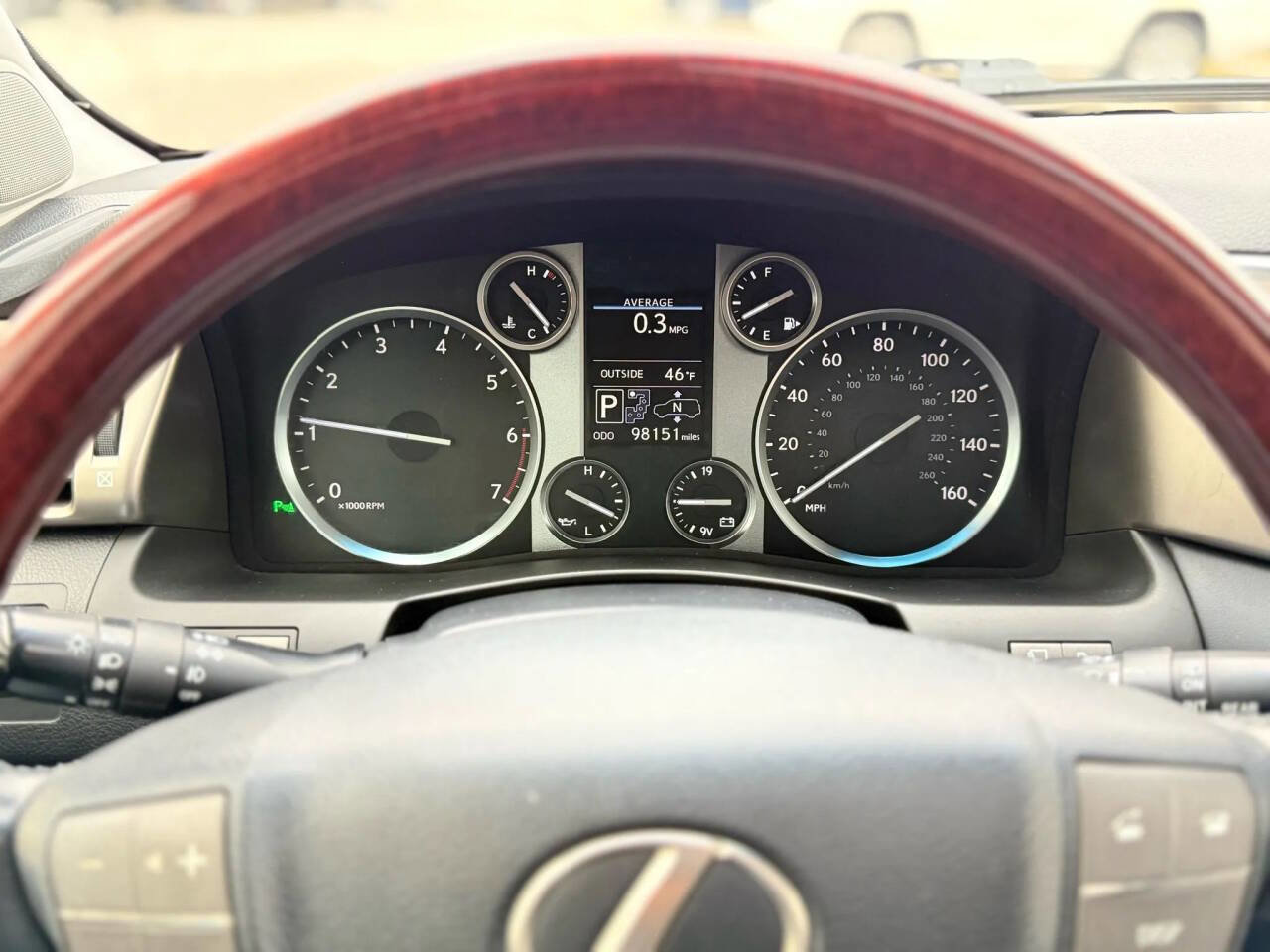 Used 2014 Lexus LX 570 4WD image 20