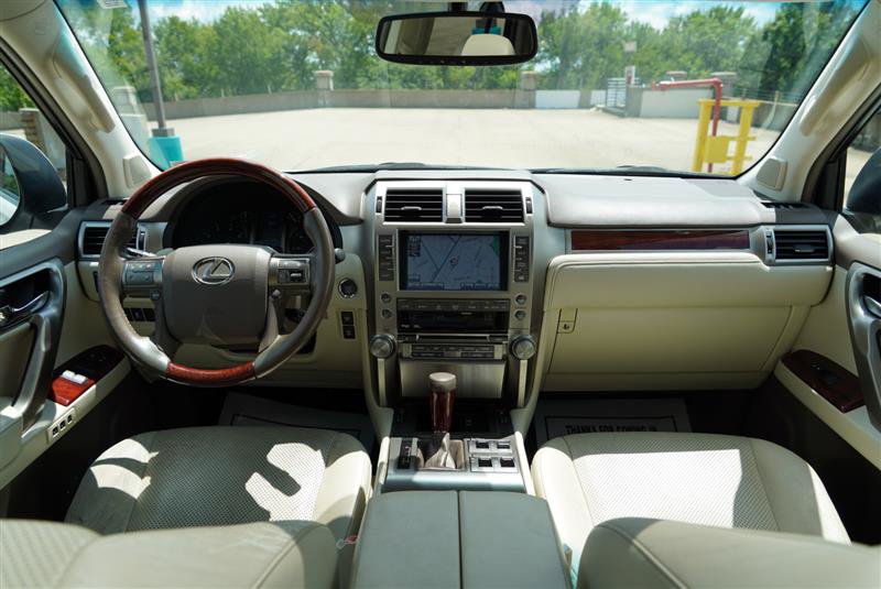 Used 2013 Lexus GX 460 Premium AWD/4WD image 36