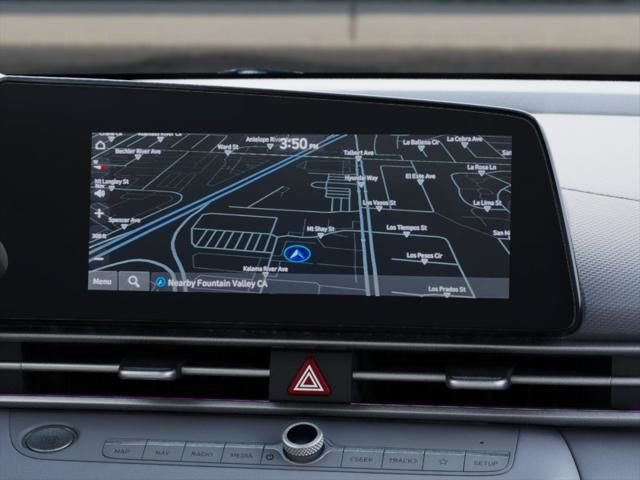 Used 2025 Hyundai Elantra SEL image 20