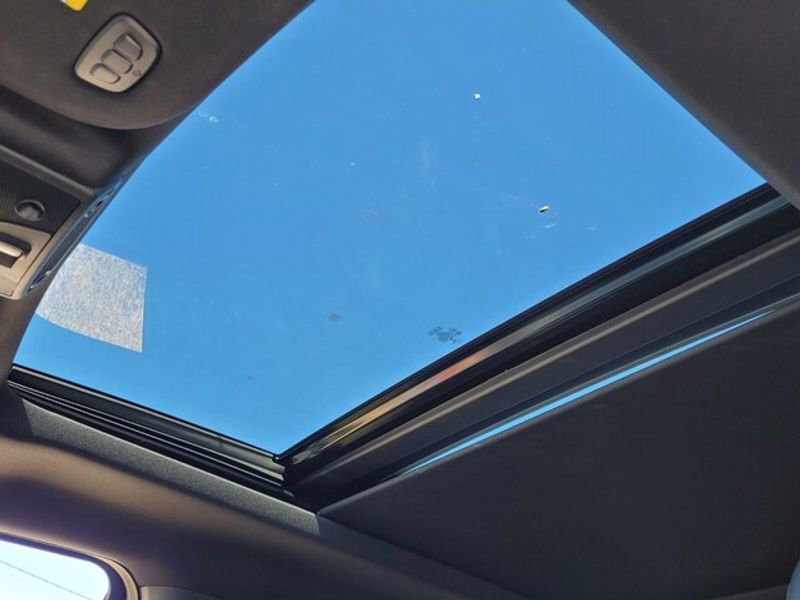 Used 2019 Ford F150 Raptor w/ Equipment Group 802A Luxury image 16