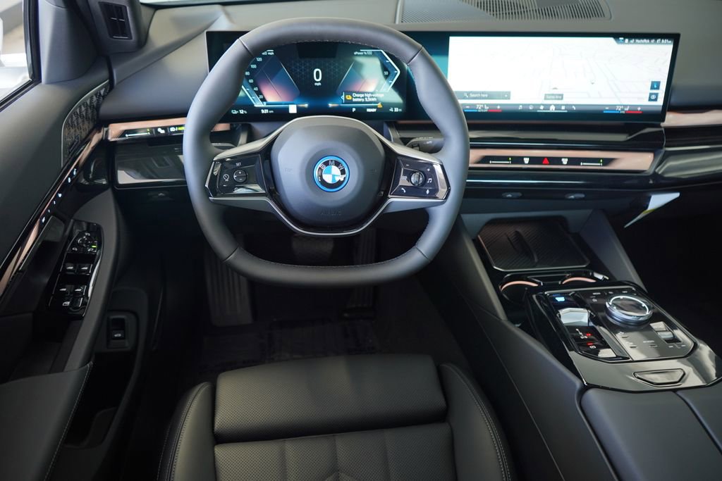 Used 2026 BMW i5 eDrive40 image 15