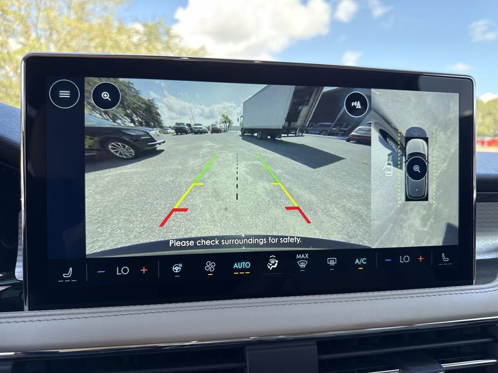 New 2026 Lincoln Corsair Premiere image 24