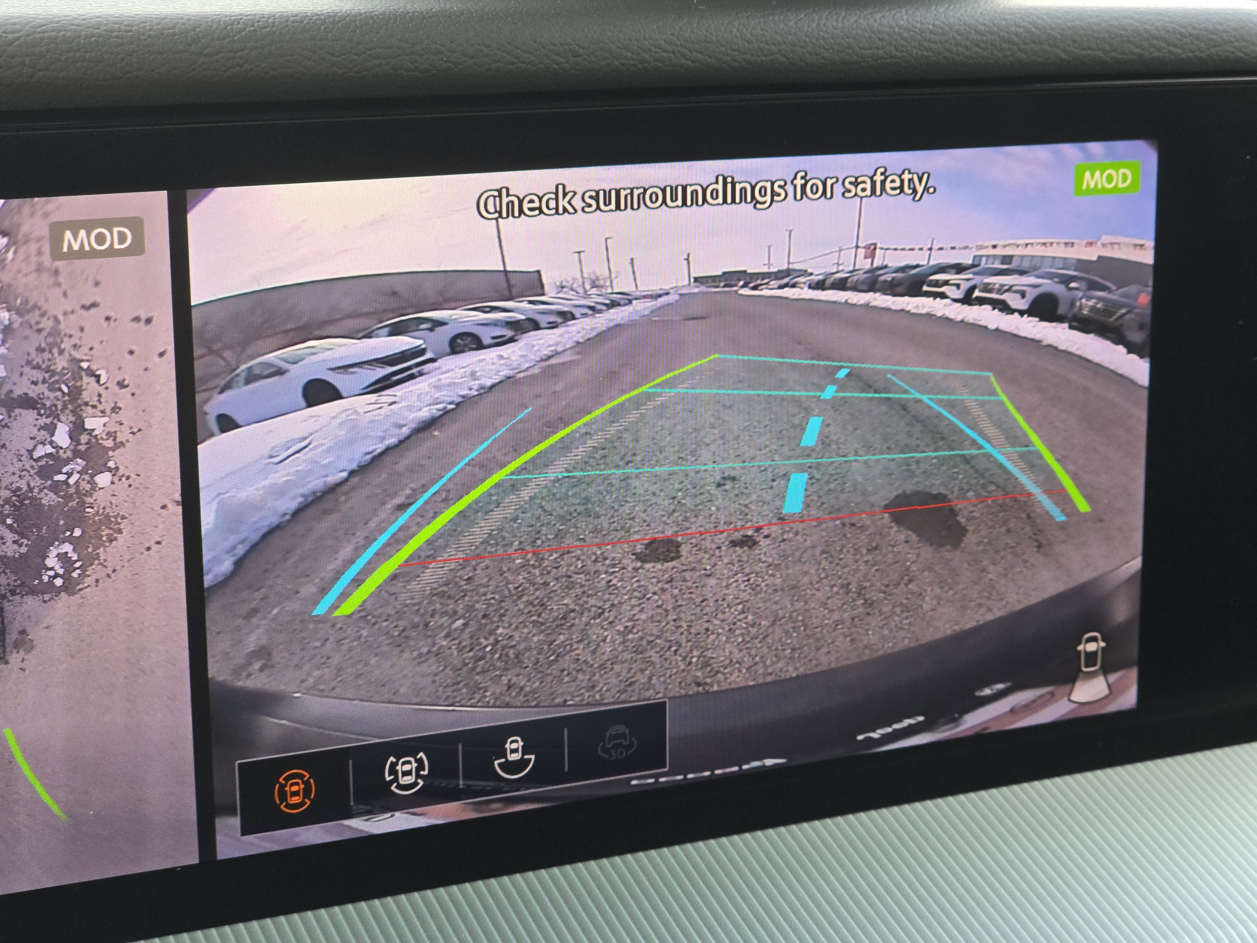 Used 2025 Nissan Murano SL image 13